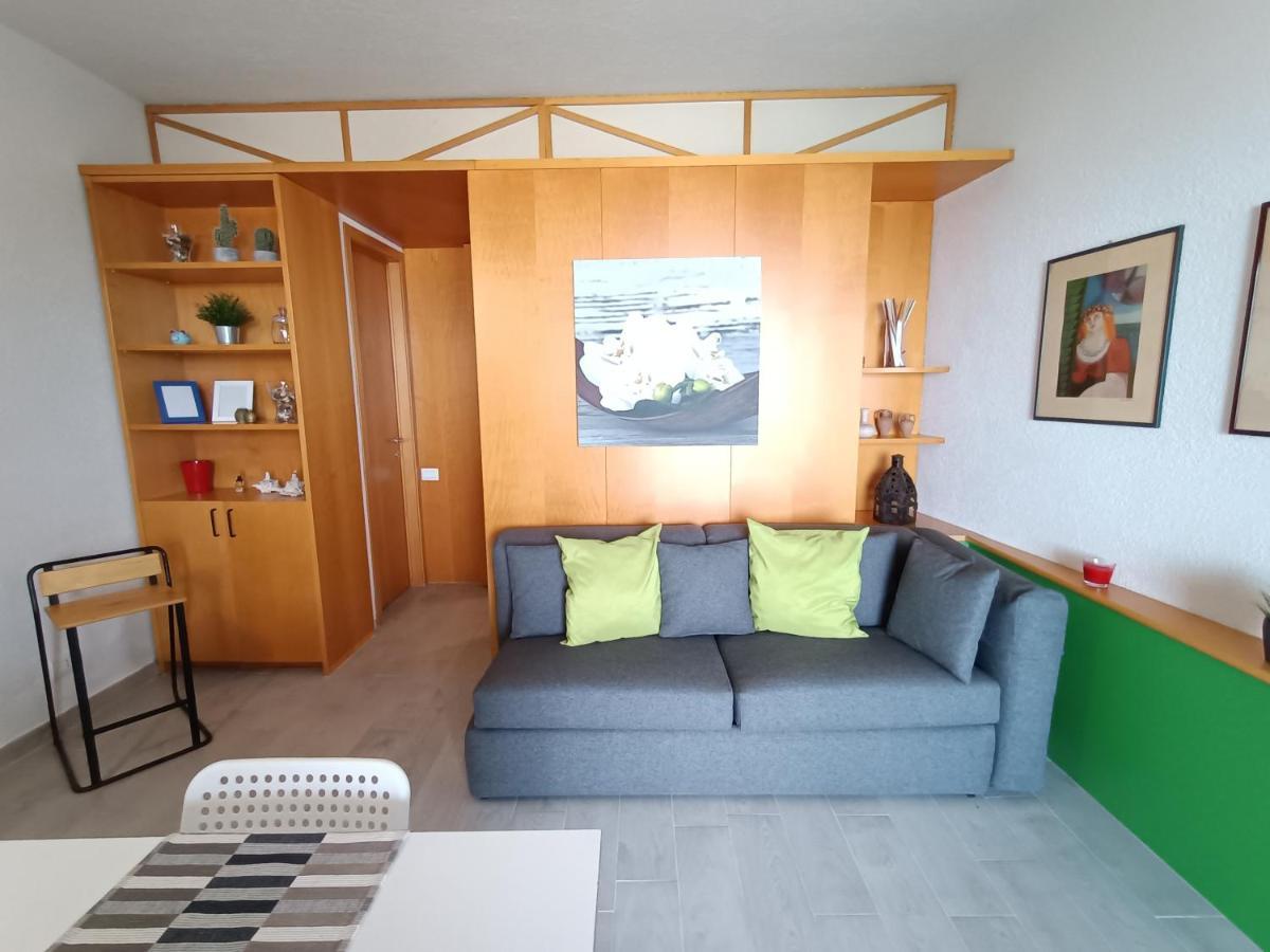 Venusilia Apartment - Free Parking Aci Castello Esterno foto
