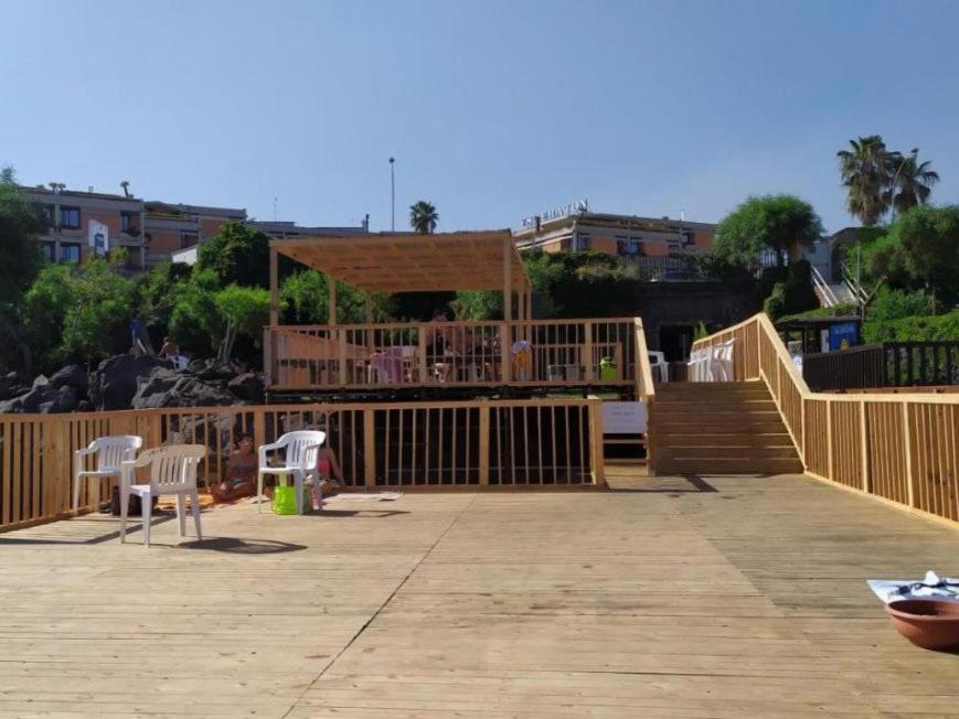 Venusilia Apartment - Free Parking Aci Castello Esterno foto